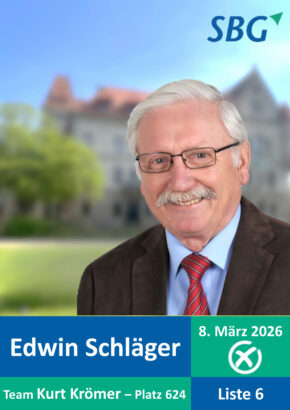 Edwin Schläger, im Hintergrund das Steiner Schloss